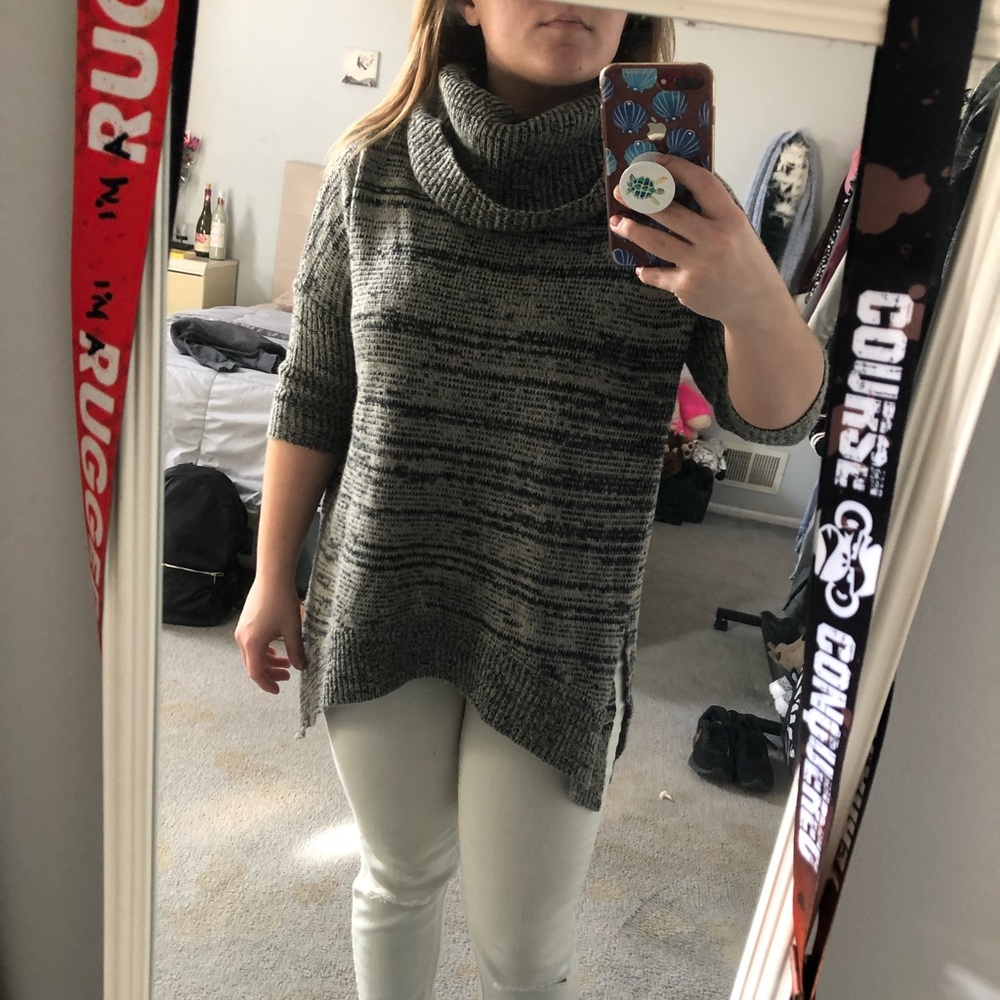 Grey sweater
